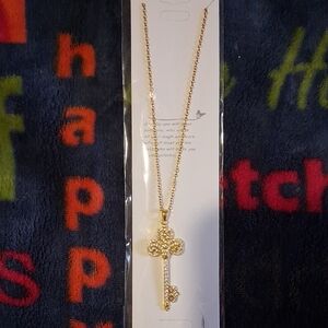 18KT OVER STAINLESS.Retail 299.00 I Have Video TIMES.WONT TARNISH.WATERPROOF.NWT